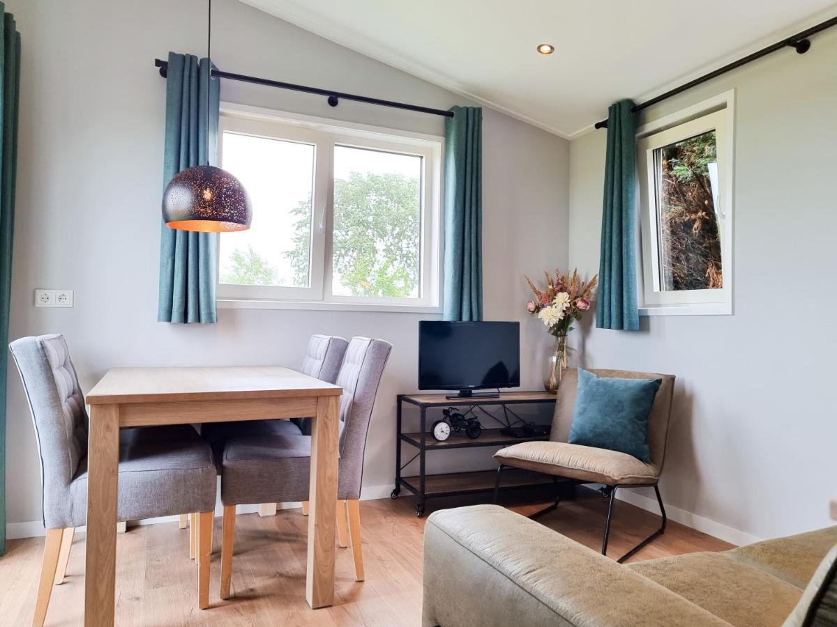 Landelijk Gelegen Chalet Ok40 โอชต์คาเปลเล ภายนอก รูปภาพ